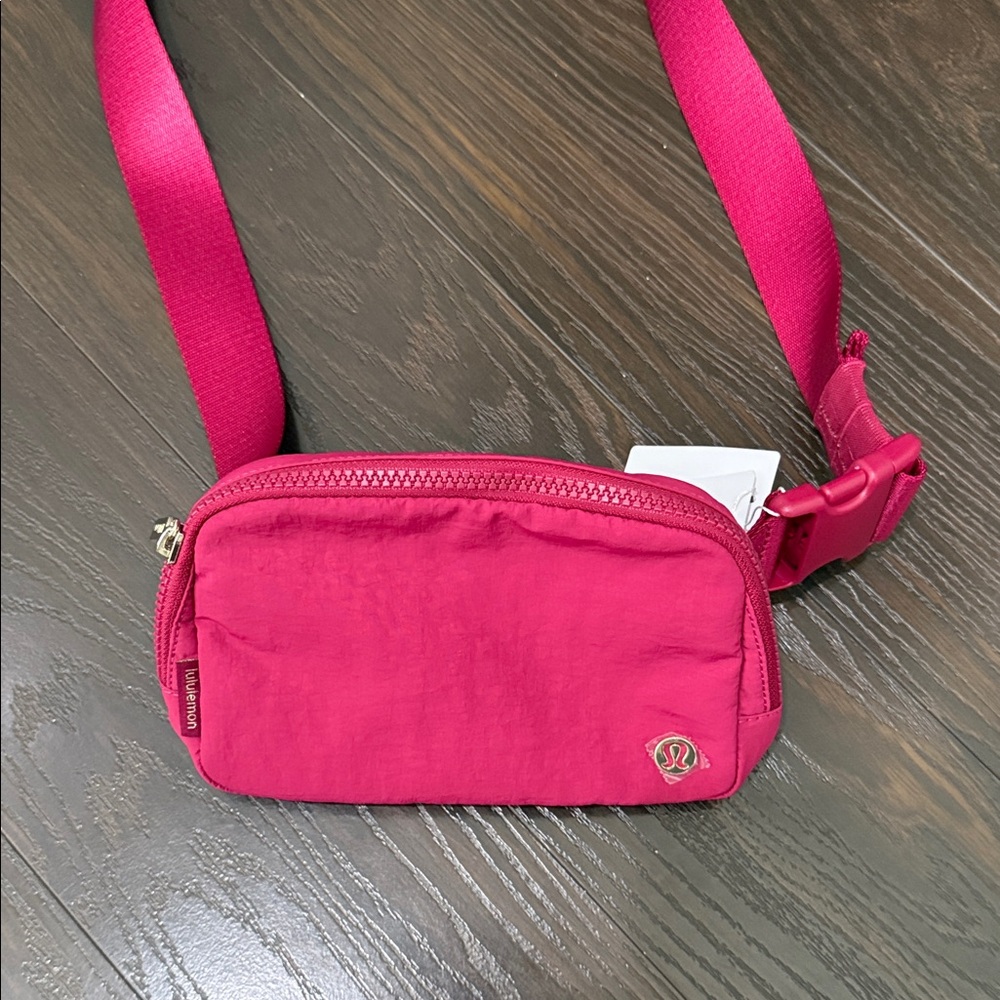 lululemon athletica Fuchsia Crossbody Bag